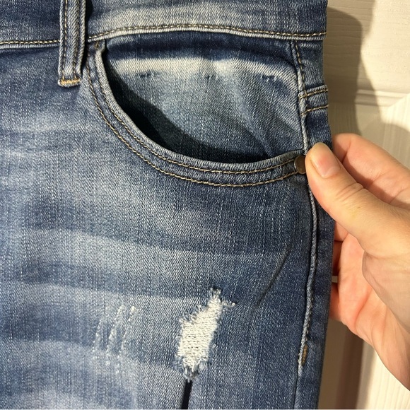 Judy Blue Boyfriend Fit Stretch Denim Distressed JB8275MD Size 11/30 Distressed - Picture 6 of 16